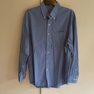 Men’s L izod button down. Blue checkered